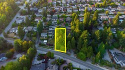 4479 Marine Drive Burnaby, BC V5J 3G1
