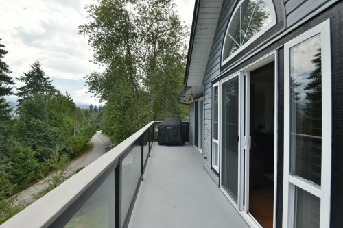 5866D Turnstone Crescent, Sechelt, BC - Outdoor