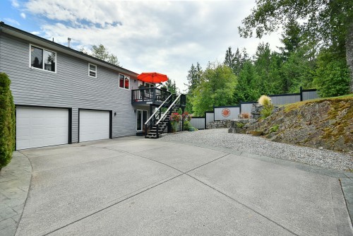 5866D Turnstone Crescent, Sechelt, BC - Outdoor