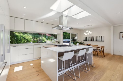 5766 Cranley Drive, West Vancouver, BC - Indoor Photo Showing Other Room