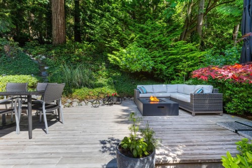 5766 Cranley Drive, West Vancouver, BC - Outdoor With Deck Patio Veranda