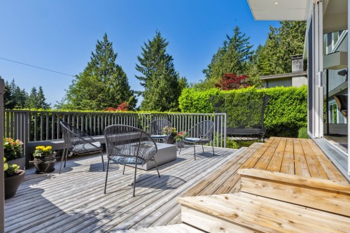 5766 Cranley Drive, West Vancouver, BC - Outdoor With Deck Patio Veranda With Exterior