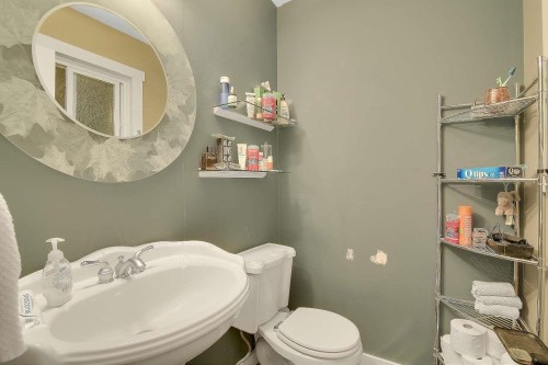24835 Smith Avenue, Maple Ridge, BC - Indoor Photo Showing Bathroom