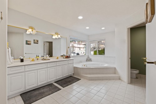 1512 Eagle Mountain Drive, Coquitlam, BC - Indoor Photo Showing Bathroom