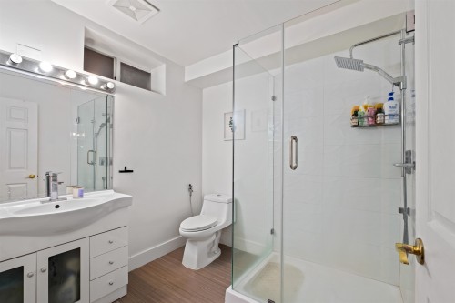 1512 Eagle Mountain Drive, Coquitlam, BC - Indoor Photo Showing Bathroom