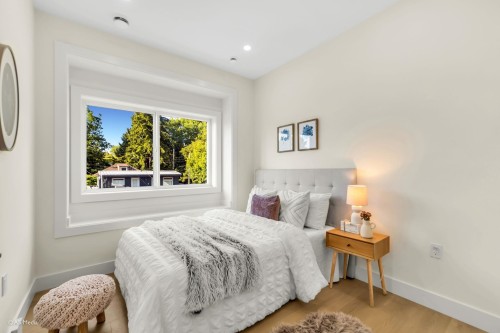 1-281 48Th Avenue E, Vancouver, BC - Indoor Photo Showing Bedroom