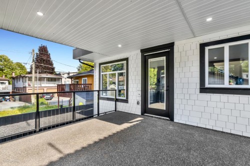 1-281 48Th Avenue E, Vancouver, BC - Outdoor With Exterior