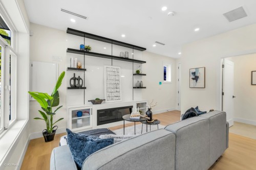 1-281 48Th Avenue E, Vancouver, BC - Indoor