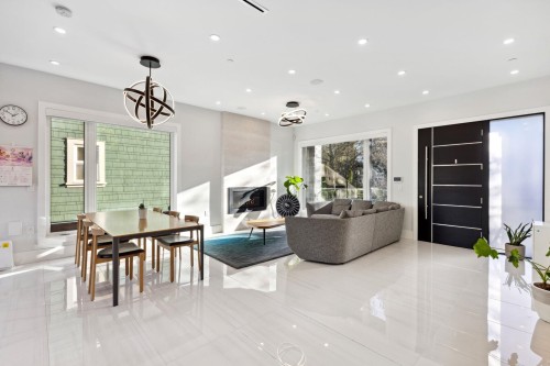 4437 13Th Avenue W, Vancouver, BC - Indoor With Fireplace