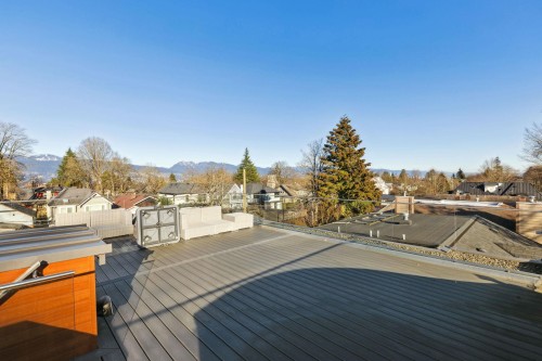4437 13Th Avenue W, Vancouver, BC - Outdoor With View