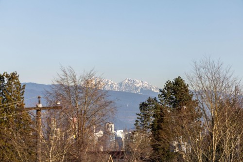 4437 13Th Avenue W, Vancouver, BC - Outdoor With View