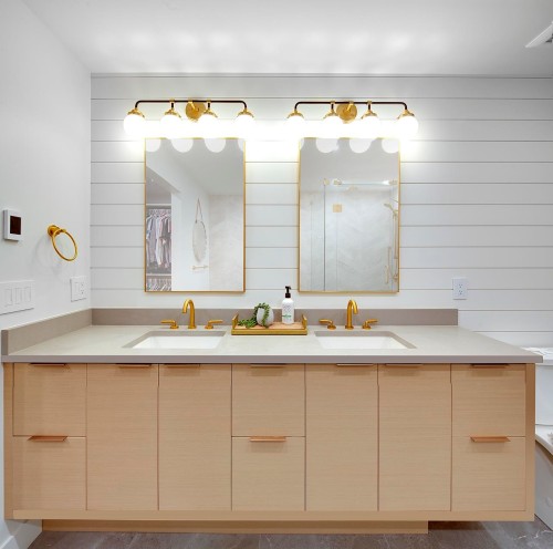 2159 Mcmullen Avenue, Vancouver, BC - Indoor Photo Showing Bathroom