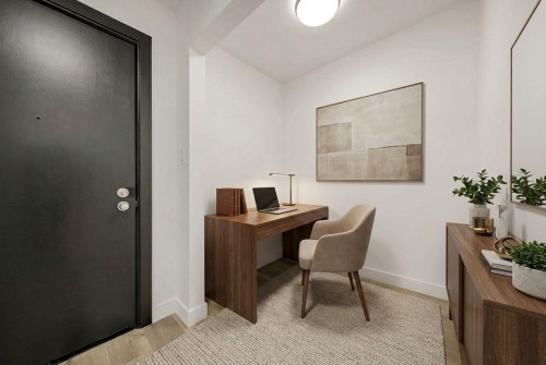 302-170 3Rd Street E, North Vancouver, BC - Indoor Photo Showing Other Room