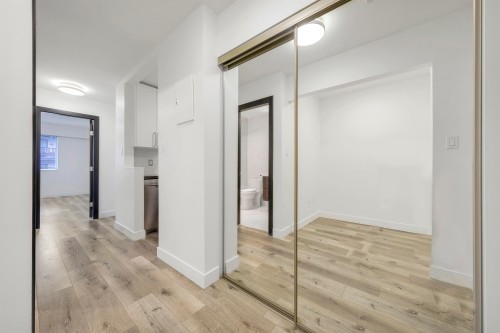 302-170 3Rd Street E, North Vancouver, BC - Indoor Photo Showing Other Room