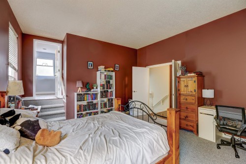 2986 Albion Drive, Coquitlam, BC - Indoor Photo Showing Bedroom
