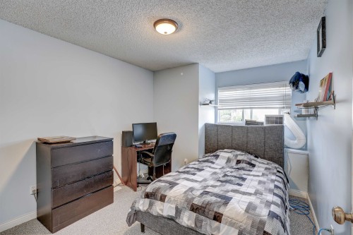 2986 Albion Drive, Coquitlam, BC - Indoor Photo Showing Bedroom