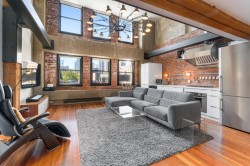 503-528 Beatty Street Vancouver, BC V6B 2L3