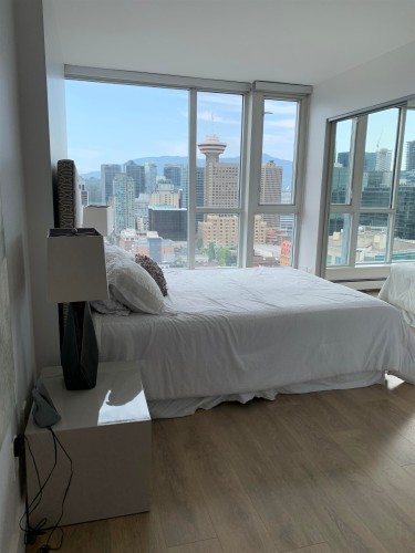 3102-183 Keefer Place, Vancouver, BC - Indoor Photo Showing Bedroom