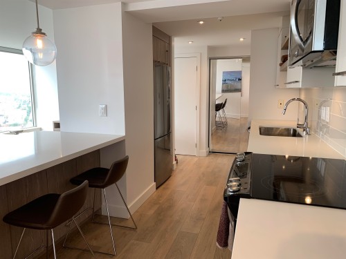 3102-183 Keefer Place, Vancouver, BC - Indoor Photo Showing Kitchen With Upgraded Kitchen