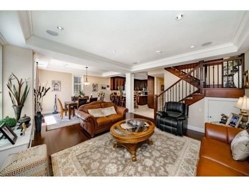 5955 Forglen Drive, Burnaby, BC - Indoor Photo Showing Living Room