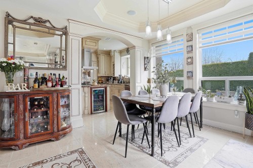 5957 Forglen Drive, Burnaby, BC - Indoor Photo Showing Dining Room