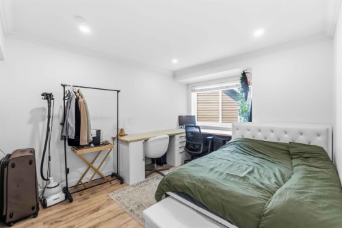 11-7400 Minoru Boulevard, Richmond, BC - Indoor Photo Showing Bedroom