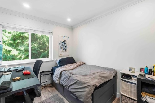 11-7400 Minoru Boulevard, Richmond, BC - Indoor Photo Showing Bedroom