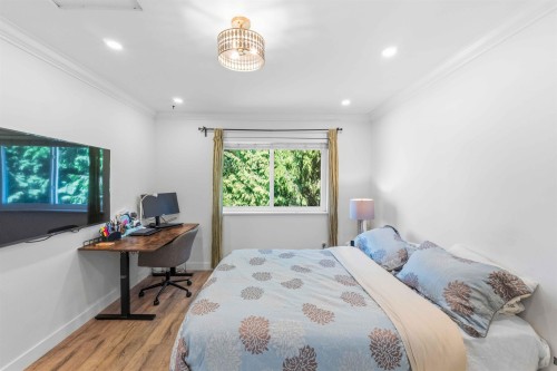11-7400 Minoru Boulevard, Richmond, BC - Indoor Photo Showing Bedroom