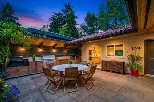 2360 Mackay Avenue  North Vancouver, BC V7P 2M9