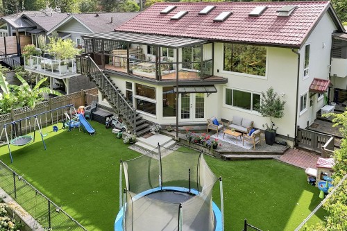 2360 Mackay Avenue, North Vancouver, BC - Outdoor With Deck Patio Veranda With Exterior