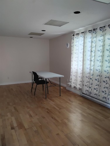 8354 Vinewood Place, Burnaby, BC - Indoor Photo Showing Other Room