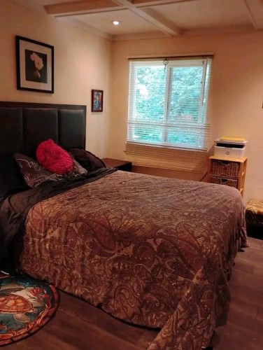 8354 Vinewood Place, Burnaby, BC - Indoor Photo Showing Bedroom