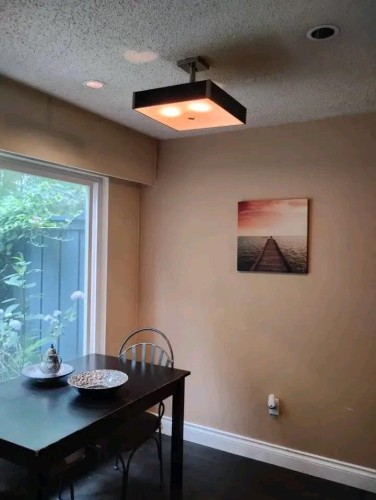 8354 Vinewood Place, Burnaby, BC - Indoor