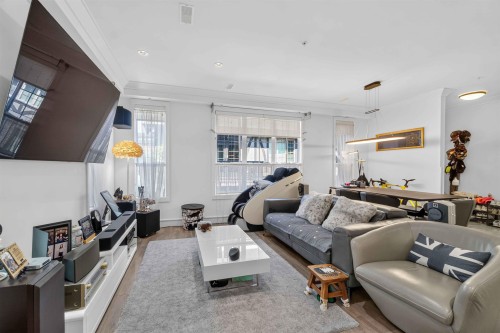 451 63Rd Avenue W, Vancouver, BC - Indoor