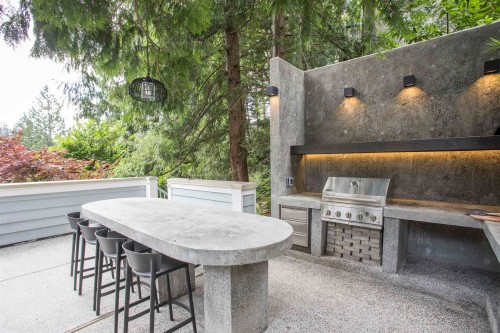 5770 Primrose Place, West Vancouver, BC - Outdoor With Deck Patio Veranda