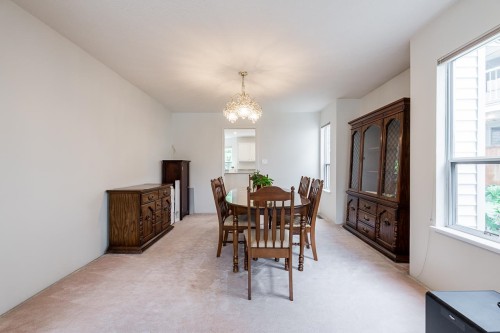 2917 Kalamalka Drive, Coquitlam, BC - Indoor Photo Showing Dining Room