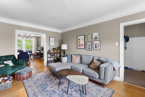 3026 Point Grey Road, Vancouver, BC - Indoor Photo Showing Living Room