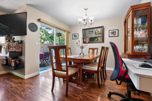 461 Carlsen Place, Port Moody, BC - Indoor Photo Showing Dining Room