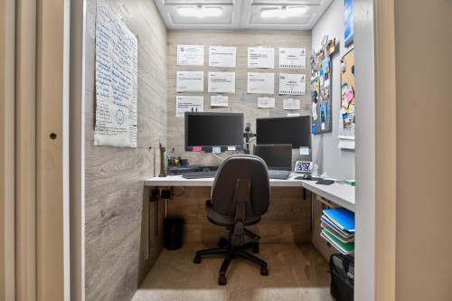 461 Carlsen Place, Port Moody, BC - Indoor Photo Showing Office
