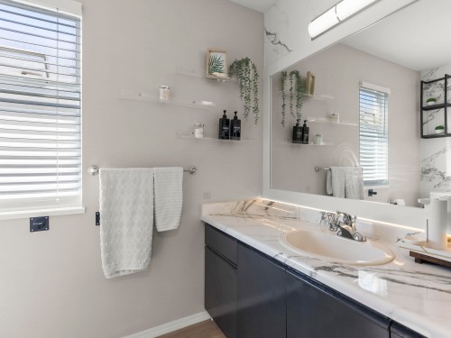 9291 Boyd Court, Richmond, BC - Indoor Photo Showing Bathroom