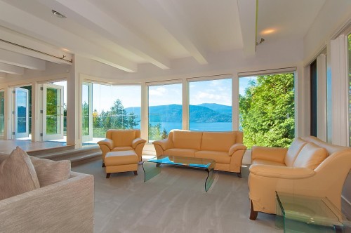 6175 Nelson Avenue, West Vancouver, BC - Indoor Photo Showing Living Room