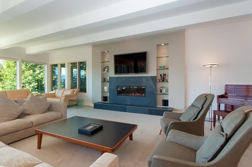 6175 Nelson Avenue, West Vancouver, BC - Indoor Photo Showing Living Room With Fireplace
