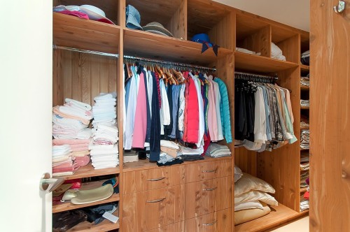 6175 Nelson Avenue, West Vancouver, BC - Indoor With Storage
