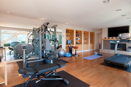 6175 Nelson Avenue, West Vancouver, BC - Indoor Photo Showing Gym Room