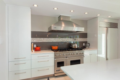 6175 Nelson Avenue, West Vancouver, BC - Indoor Photo Showing Kitchen