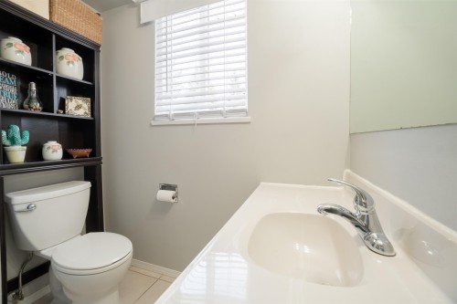 2930 Sefton Street, Port Coquitlam, BC - Indoor Photo Showing Bathroom