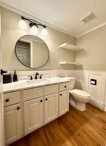 1032 Cornwall Drive, Port Coquitlam, BC - Indoor Photo Showing Bathroom