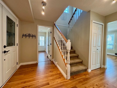 1032 Cornwall Drive, Port Coquitlam, BC - Indoor Photo Showing Other Room