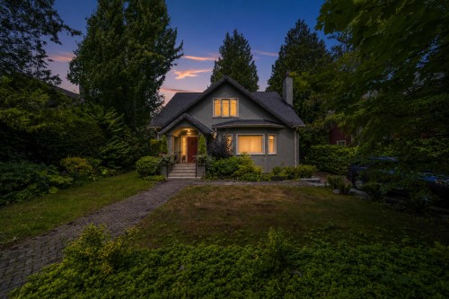 4655 6Th Avenue W, Vancouver, BC - Outdoor With Facade