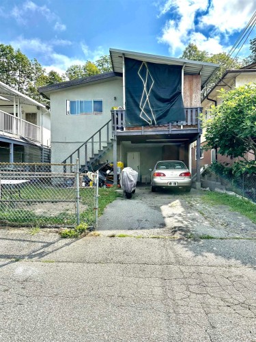 6915 Beatrice Street, Vancouver, BC - Outdoor